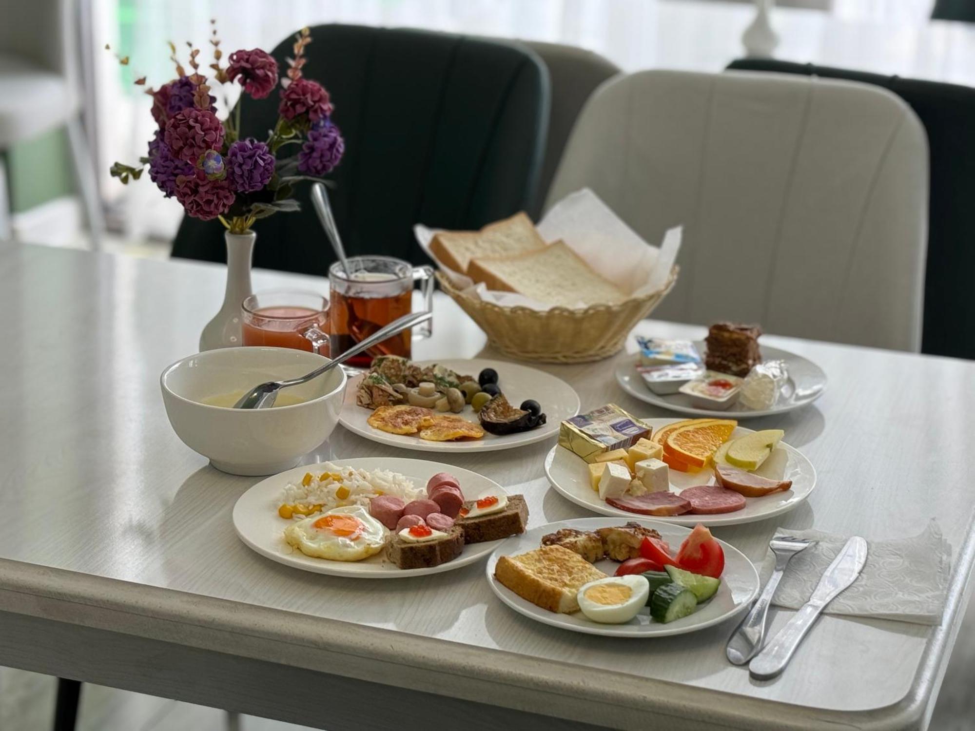 Resident Hotel طشقند المظهر الخارجي الصورة